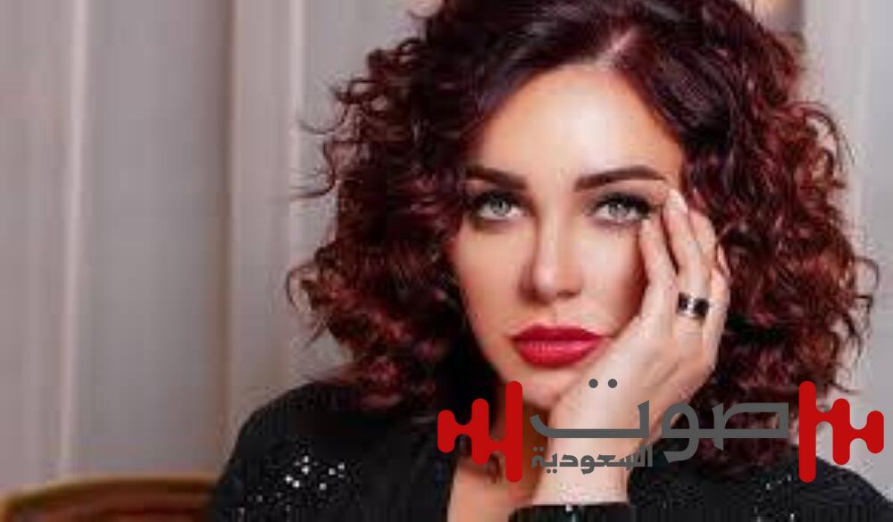 رداً على وثيقة زواجها من «الأسد».. سولاف فواخرجي: «لا تواخذونا عملناها عالضيق»