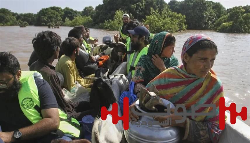«فيضانات باكستان»: إجلاء 25 ألف شخص.. وتحذيرات من كارثة