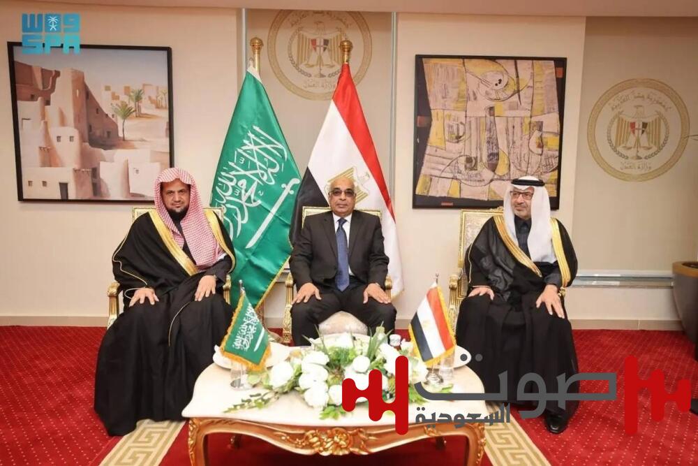 النائب العام يلتقي نظيره المصري لتعزيز التعاون العدلي وتبادل الخبرات