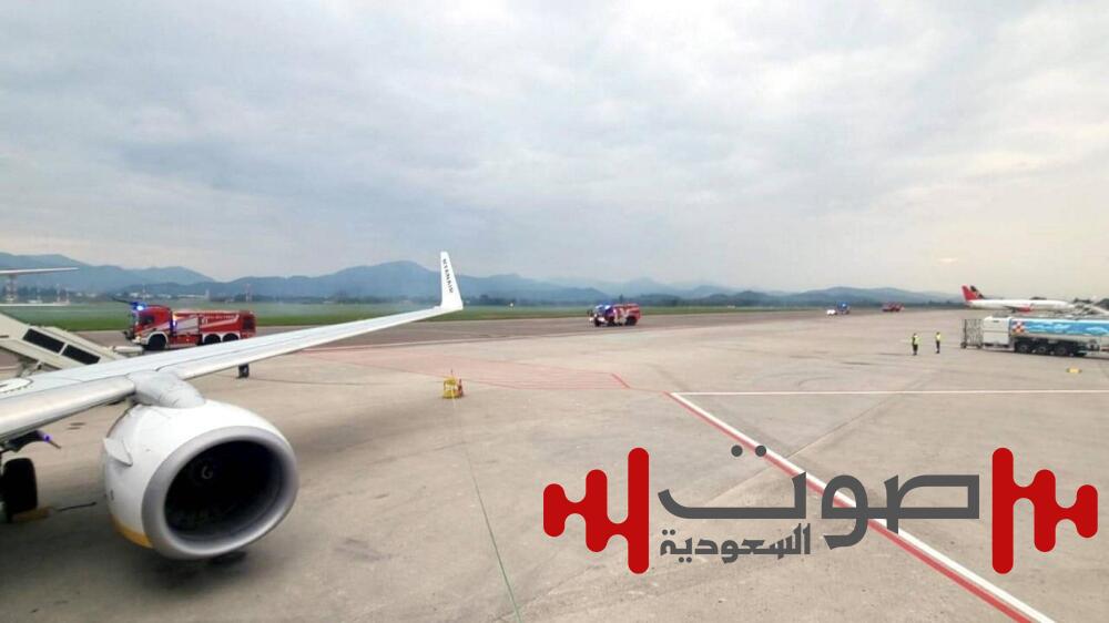 ابتلعه محرك الطائرة.. صدمة في مطار بيرغامو!