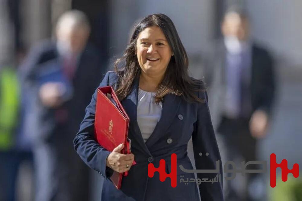 بريطانيا تسمح للأجانب بتملك 15% من الصحف