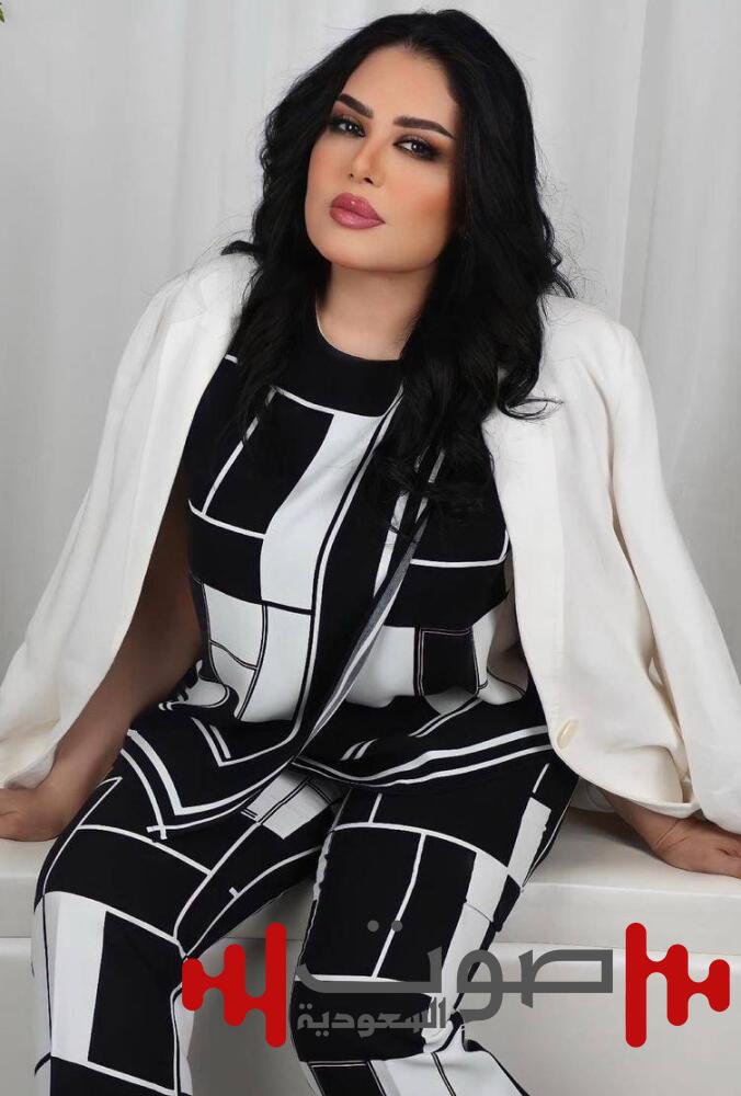 الخلط بينهما يعكس جهل البعض.. خديجة الوعل: البودكاست ليس بديلاً عن الإذاعة