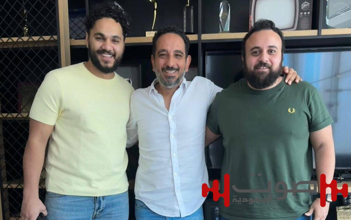 طارق الجنايني يفاجئ الجمهور «بألف ليلة»