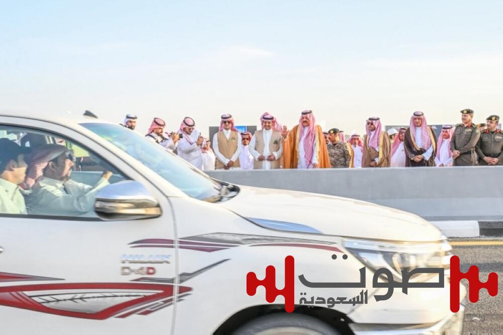 أمير حائل وسط الشارع.. يدٌ تُوجّه والمشاريع تمضي