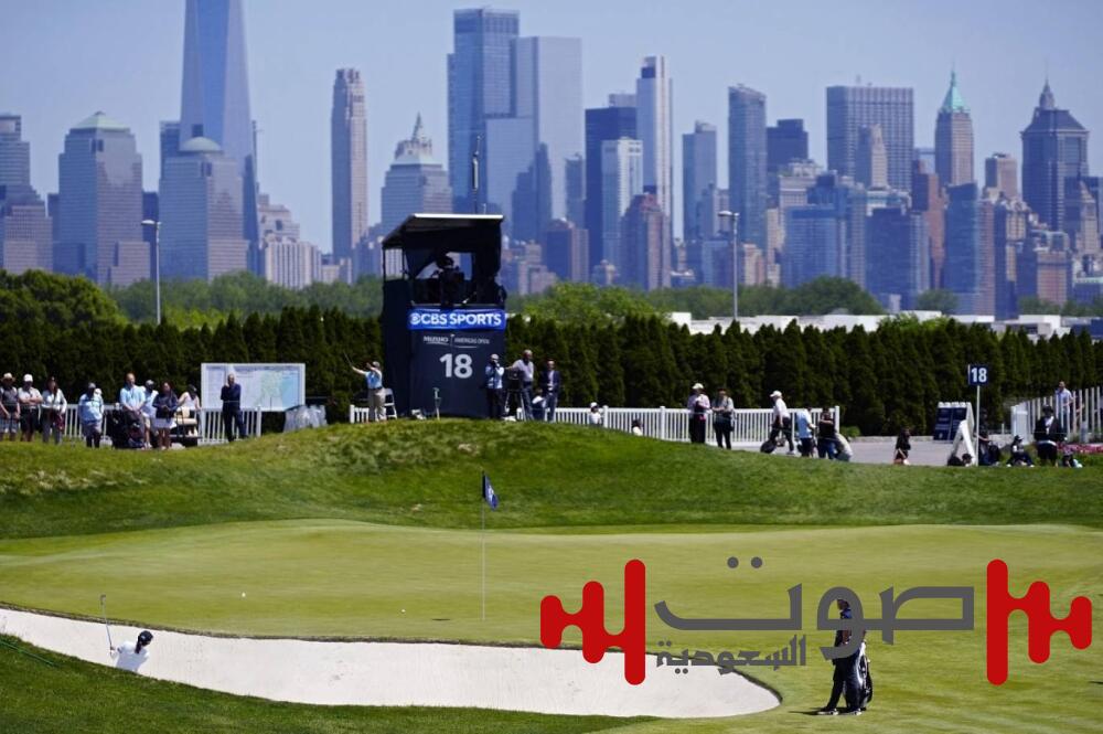 اليابان.. دب يحدّد الفائزة ببطولة غولف نسائية!