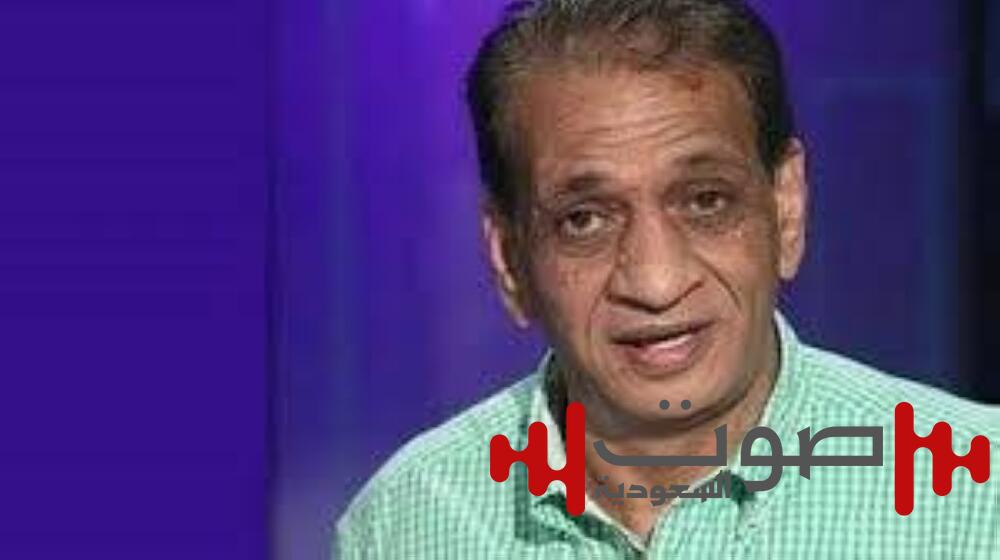 السبكي يستقبل المعزين في مسجد الشرطة