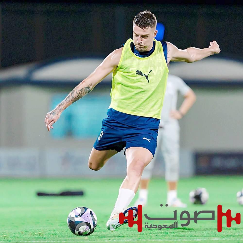 إنزاغي ينطلق مع الهلال من أمام الريال