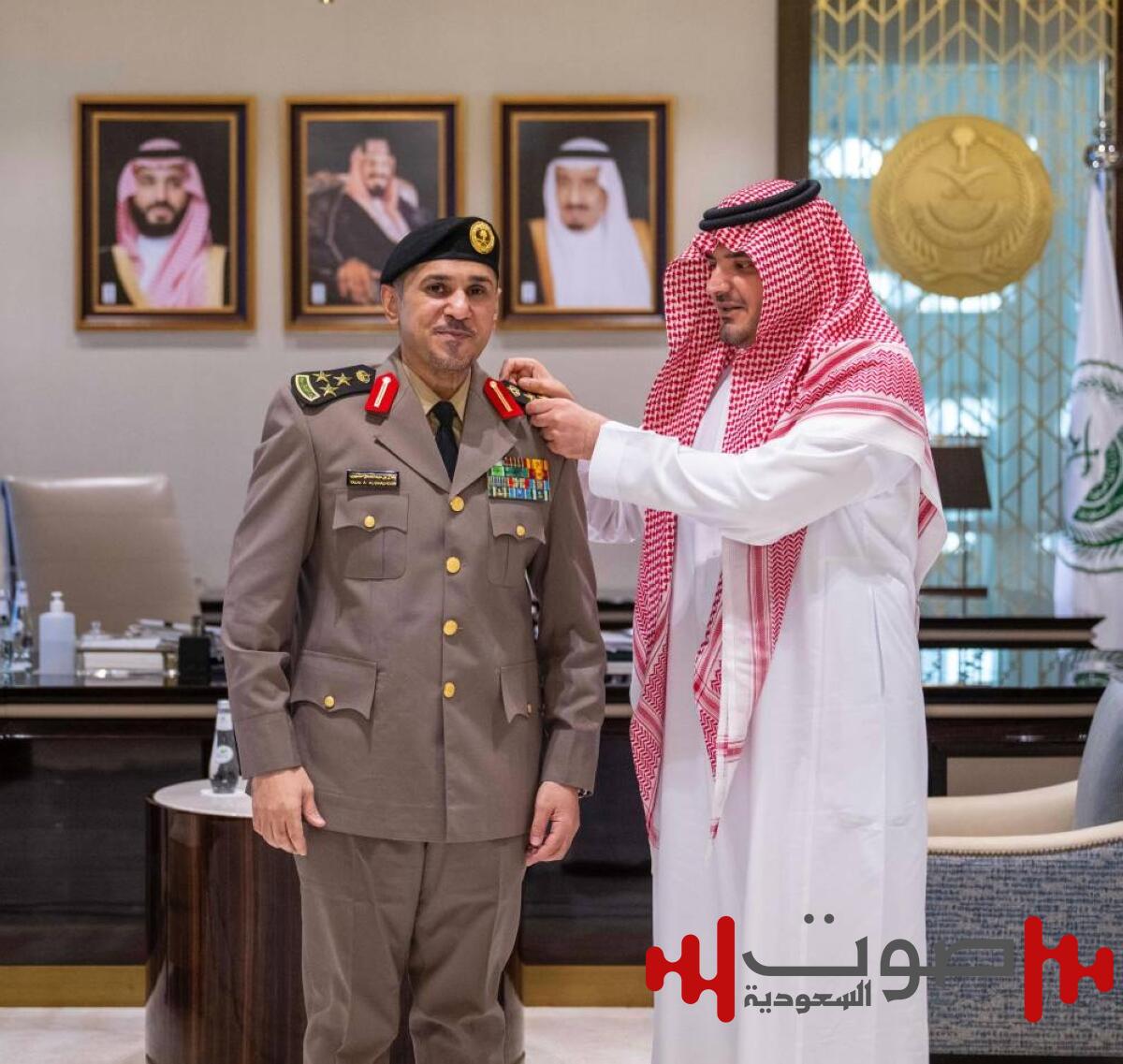 وزير الداخلية يقلد الشلهوب رتبة عميد
