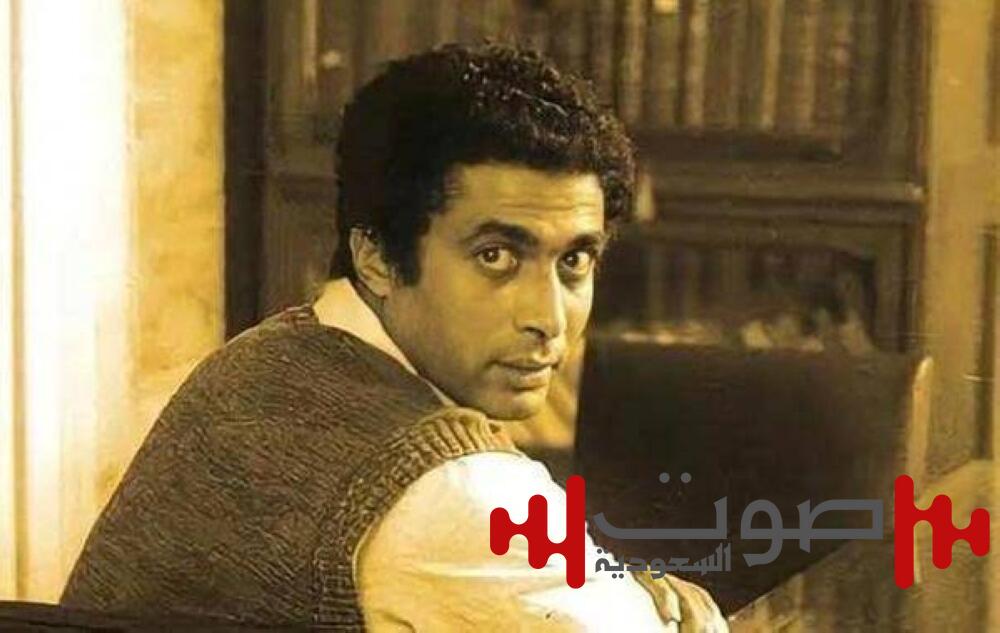أحمد زكي أُصيب بالعمى قبل وفاته.. مدير أعماله يكشف مفاجآت صادمة