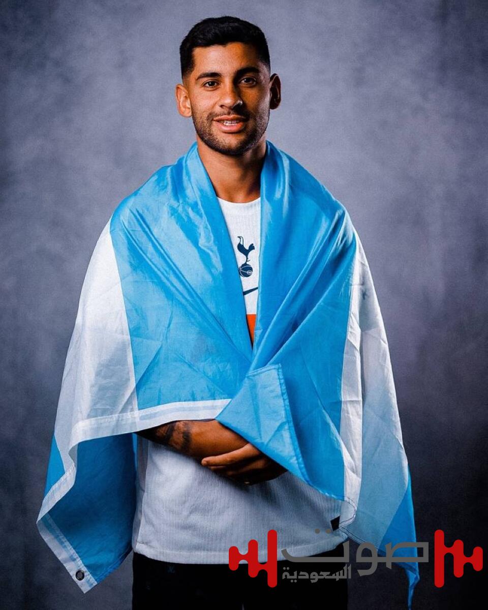 الأرجنتيني روميرو مستمر مع توتنهام الإنجليزي