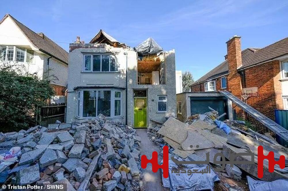 بسبب 3,500 إسترليني.. مقاول يهدم منزلاً بـ 500 ألف