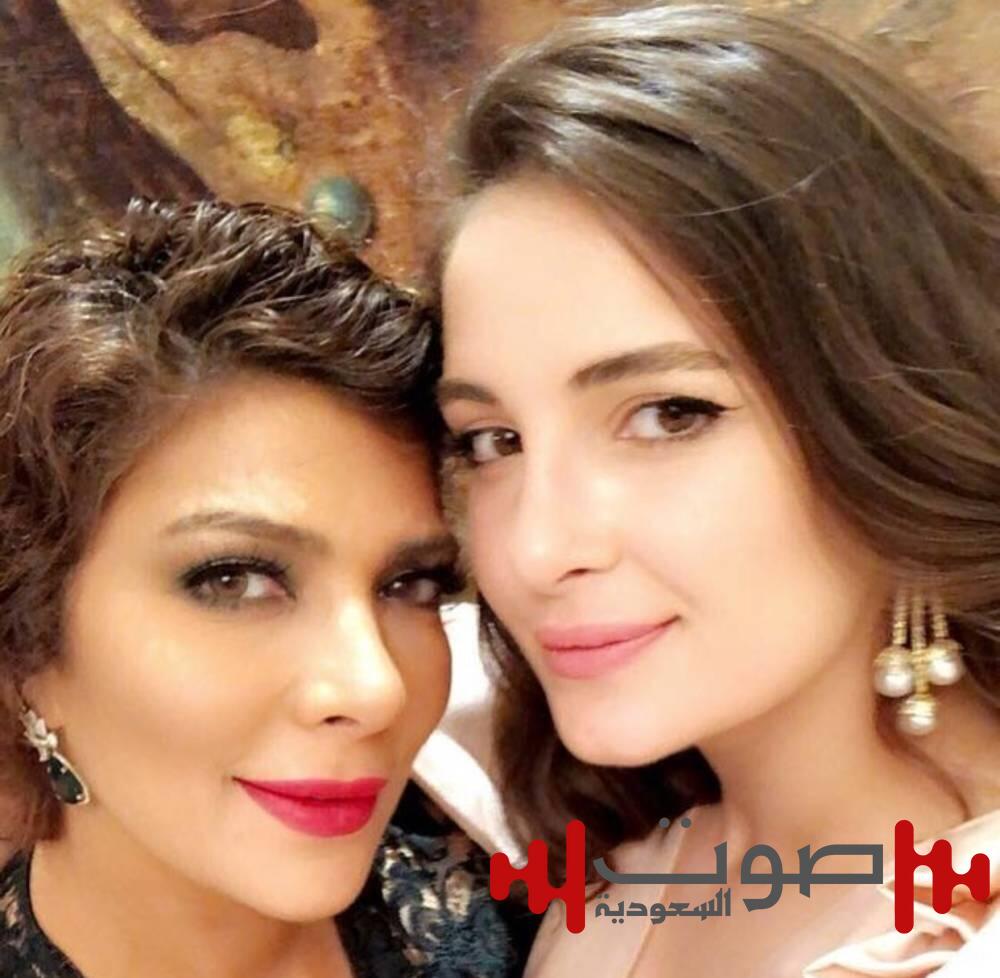 «المحامي تأخر».. شام الذهبي: خطأ إداري أغلق عيادتي في مصر