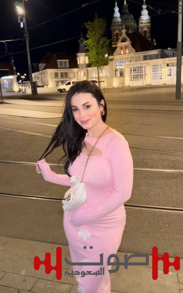 حسام حبيب ينشر صورة خطيبته الجديدة سارة الأردنية.. فارق العمر 20 عاماً