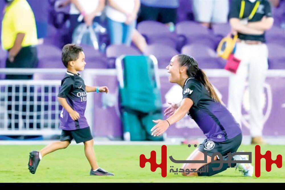 أمومة اللاعبات