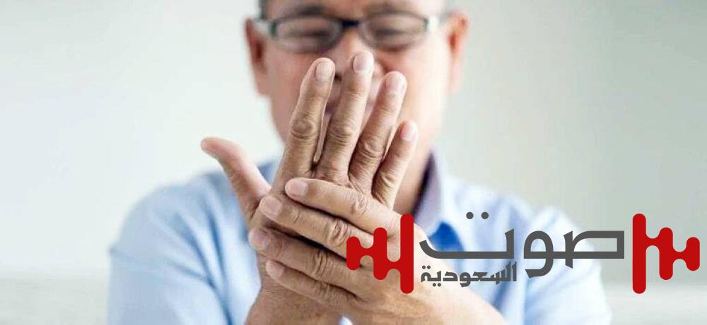 شمع الأذن يكشف «باركنسون» مبكراً