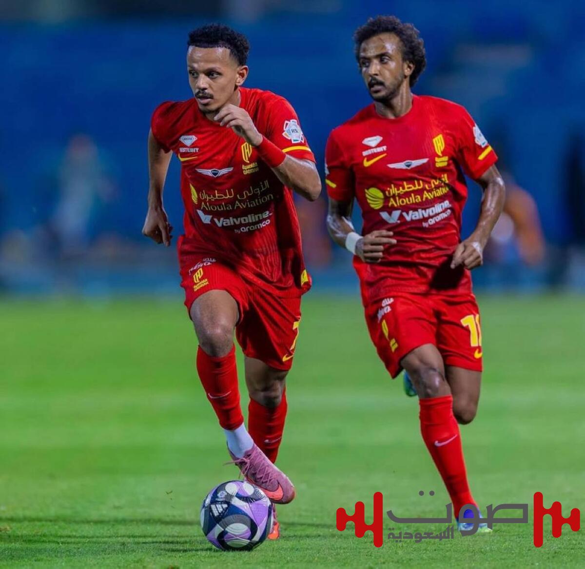 اللاعب يرفض تجديد عقده.. العمار بين الأهلي والهلال.. والبديل «مختار علي»