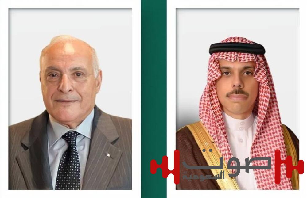 وزير الخارجية السعودي يبحث مع نظيره الجزائري آخر تطورات الأوضاع في المنطقة
