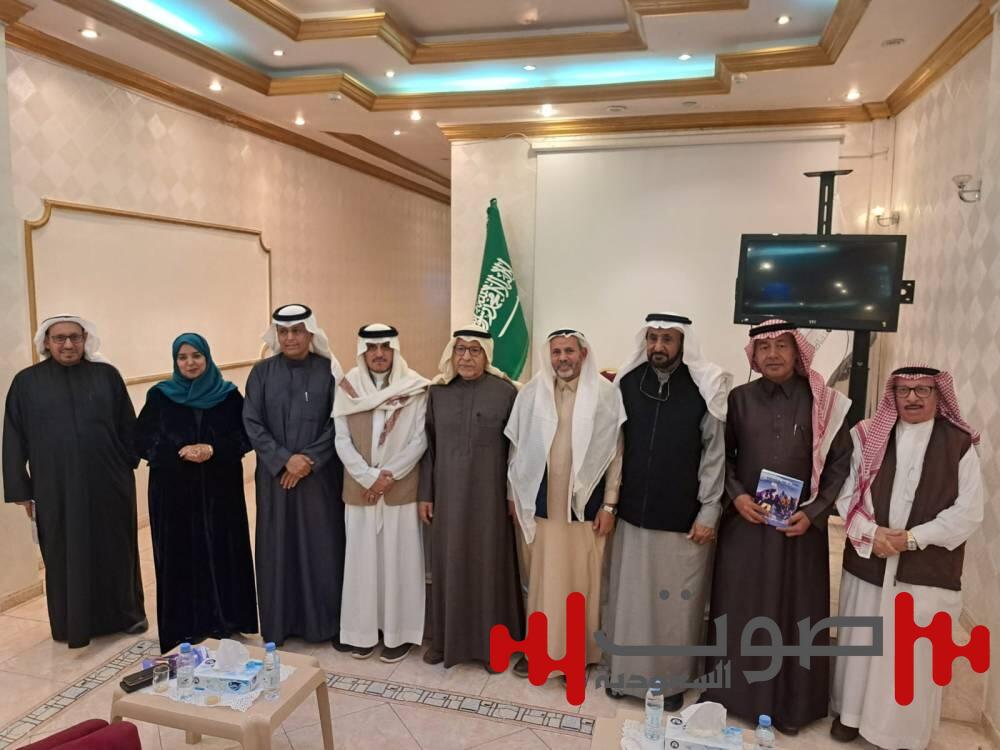 الفعر يستعرض رحلته إلى قمة كيليمانجارو في «أدبي الطائف»