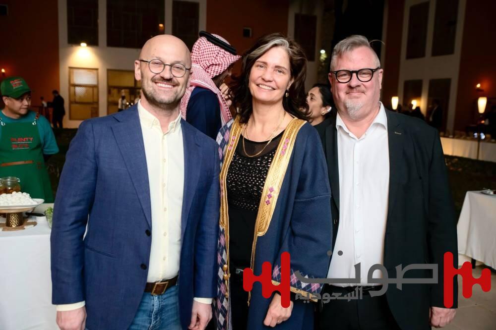 وزير زراعة الدنمارك لـ«عكاظ»: إنتاج «الألبان والأجبان» السعودية مميز