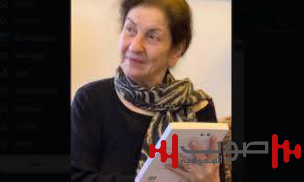«راحت وأخذت العطر».. وفاة الشاعرة مها بيرقدار