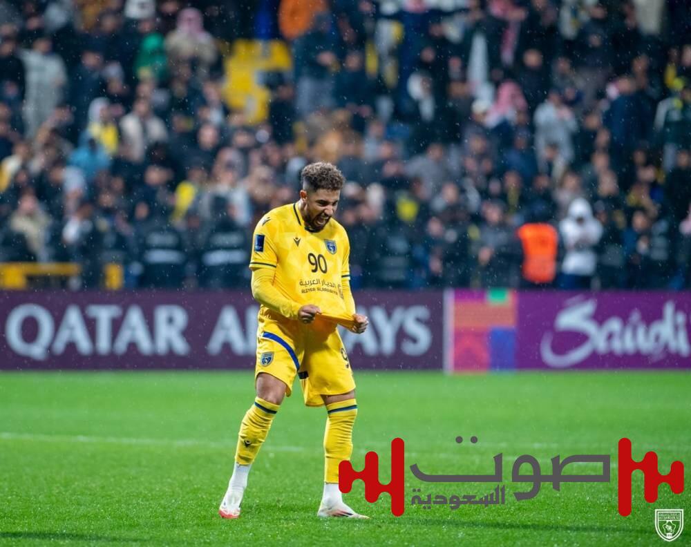 مصادر «عكاظ»: هتان يدرس عروضاً من أندية «روشن ويلو»