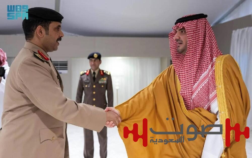 وزير الداخلية يلتقي القيادات الأمنية في منطقة مكة المكرمة