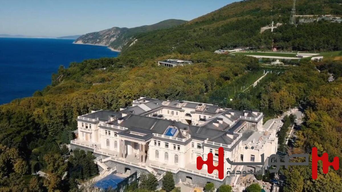 بوتين يصل الصين.. وهجوم أوكراني يتسبب في حريق بجوار قصره