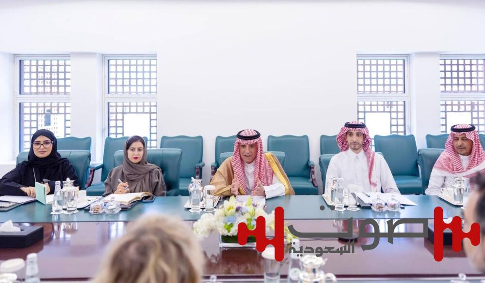 الجبير يبحث مع رئيسة الشؤون الخارجية  والدفاع الإيطالي الاهتمام المشترك