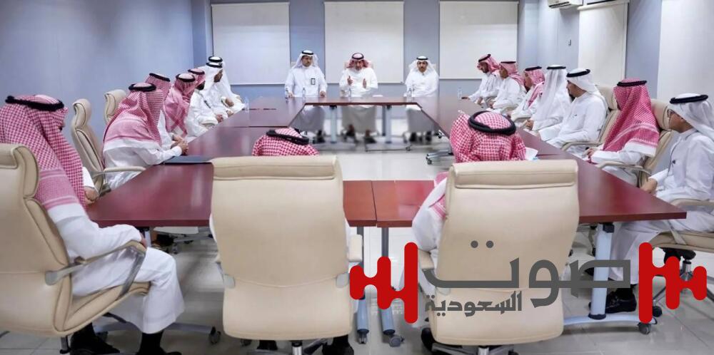 رئيس هيئة الرقابة ومكافحة الفساد يلتقي قيادات ومنسوبي الهيئة المشاركين في الحج