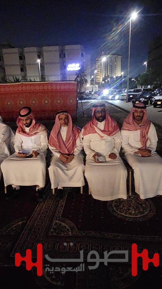 الفريدي وأبو الحسن يَتلقون التعَازي في إبراهيم