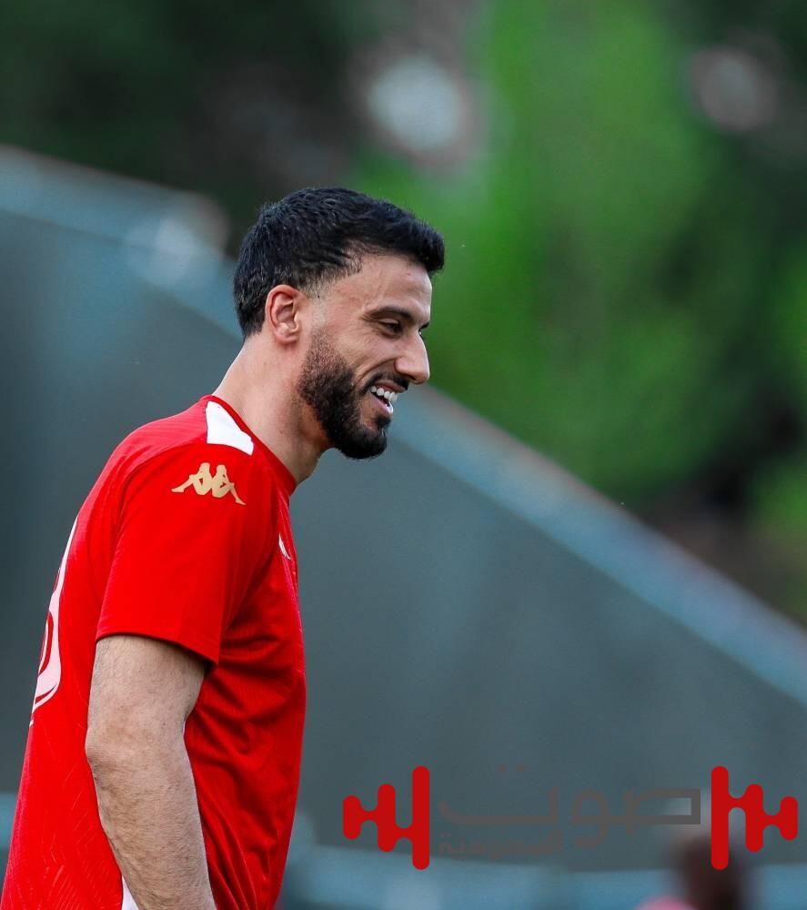 أخيراً.. تأشيرة «المونديال» في جواز «العقيد»