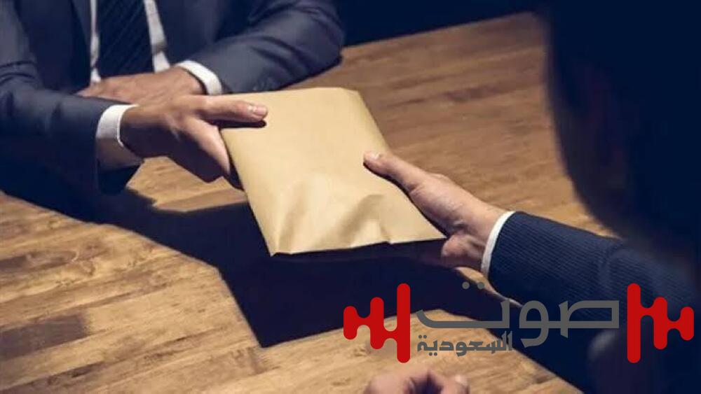 رشوة وابتزاز.. أحكام قاسية ضد مسؤولي أحد أحياء القاهرة