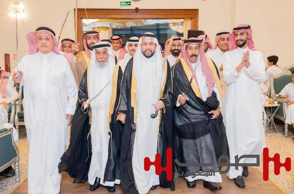 العتيبي يحتفل بزفاف «طلال»