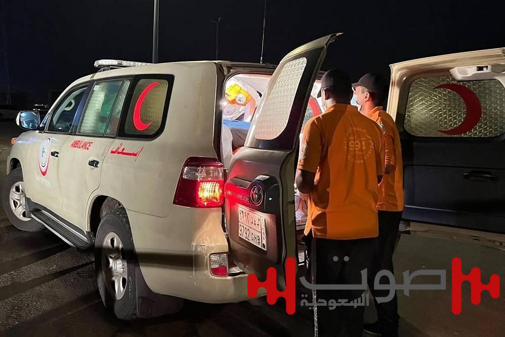 «حرس الحدود» بمنطقة المدينة المنورة ينقذ مقيماً من الغرق أثناء ممارسة السباحة