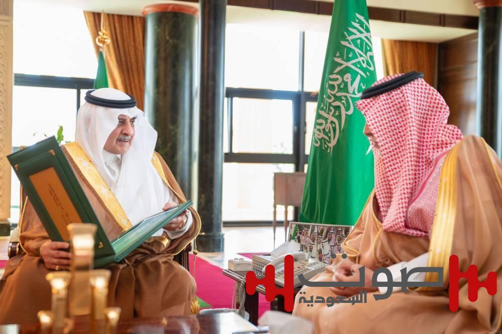 أمير تبوك يطلع على التقرير الشامل لأداء التعليم بالمنطقة