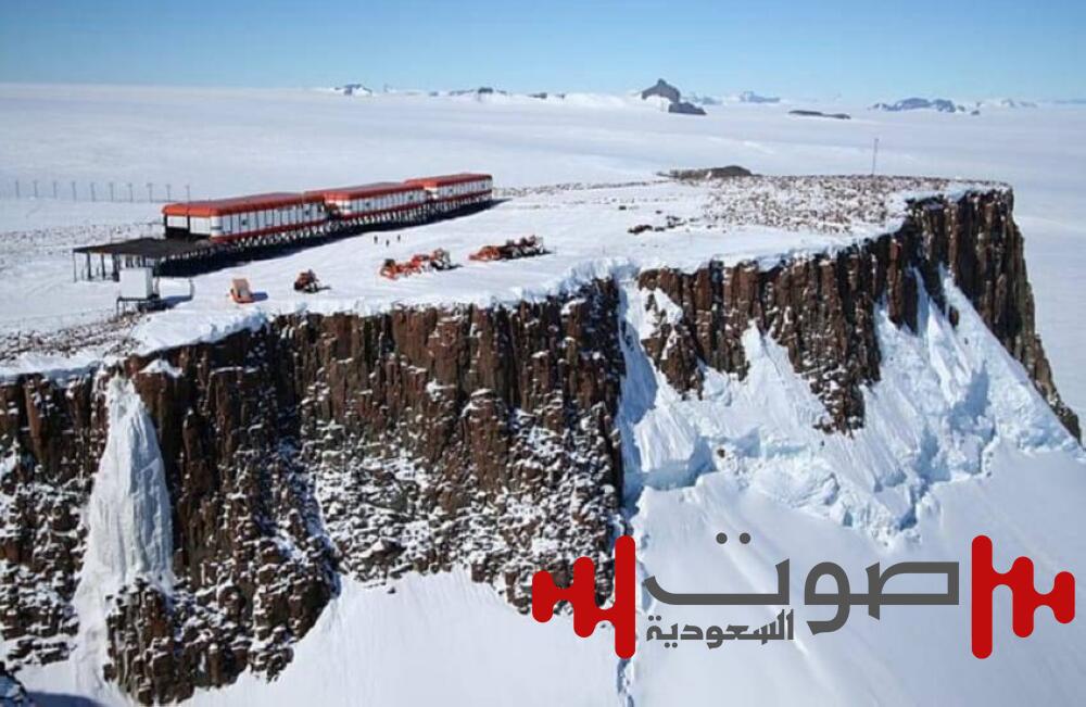 علماء محاصرون يواجهون تهديدات «مروعة» في القطب الجنوبي.. ما القصة؟