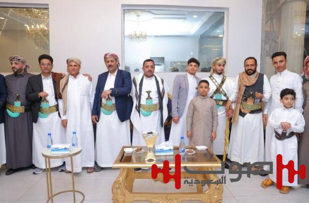 أسرة الضبيبي تحتفي بزواج سمير وجميل