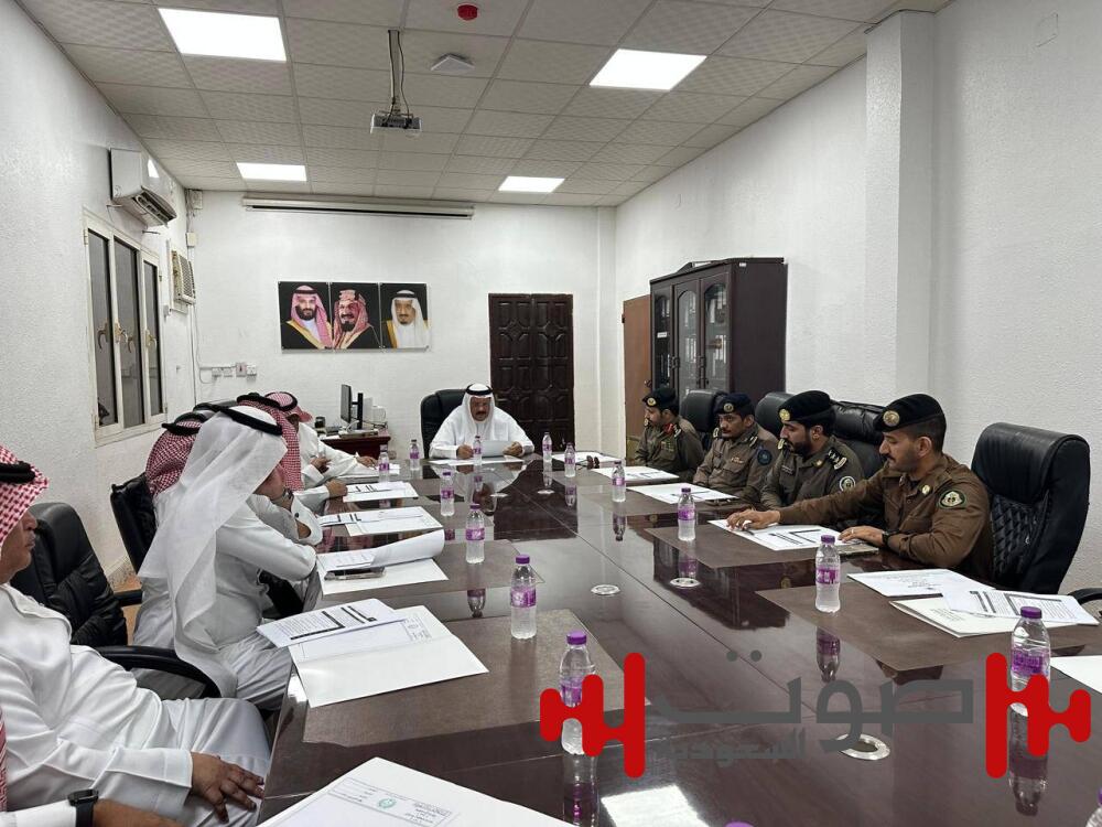 «السلامة المرورية» في أبو عريش تناقش فتح كبري رديس