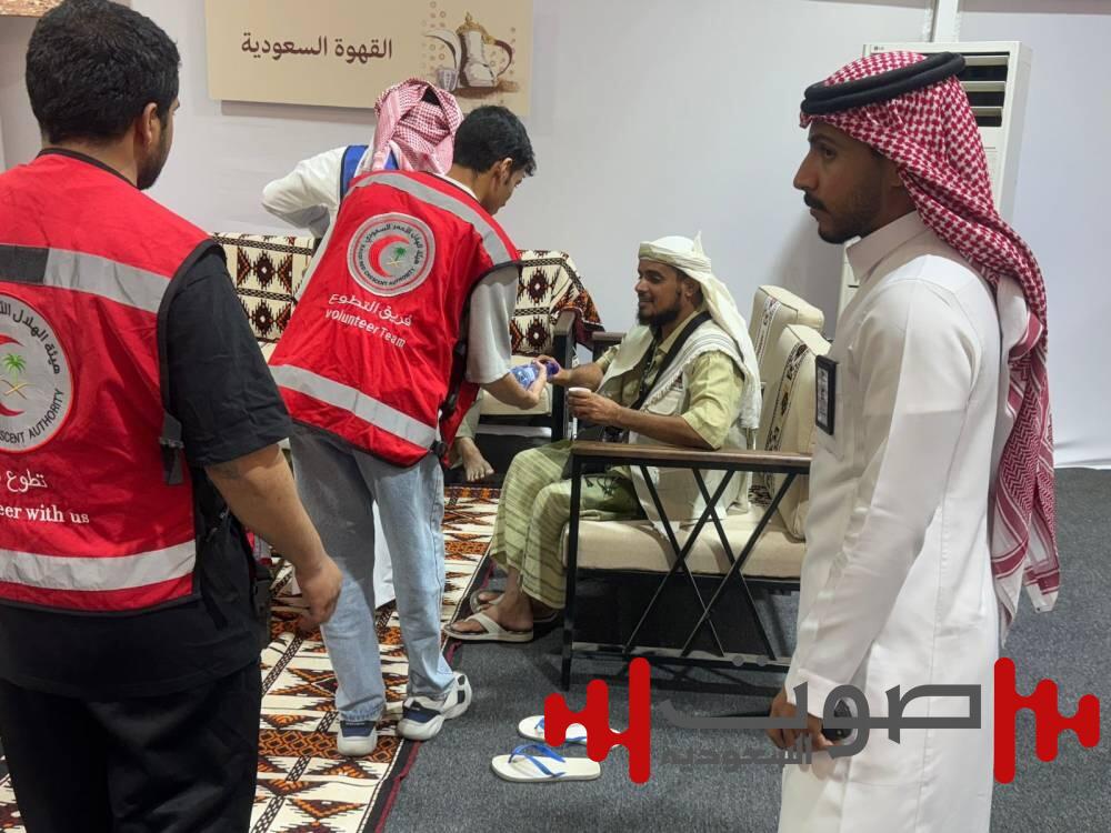 «الهلال الأحمر» بنجران يقدم خدماته للحجاج القادمين من اليمن