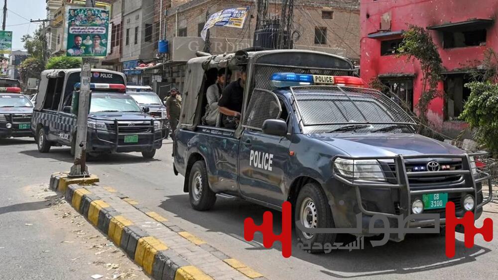 رفضته مراراً عبر الإنترنت.. فقتلها !