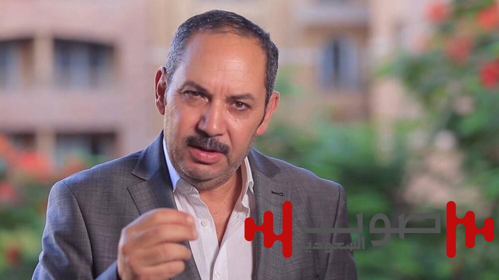 «خلل المقص» يقلب سيارة الفنان المصري كمال أبو رية
