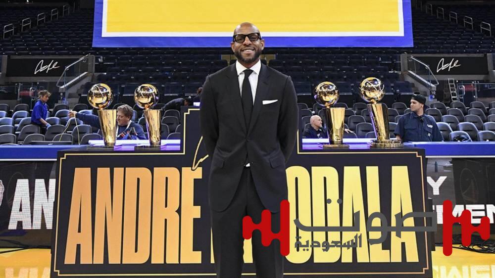 غولدن ستايت يخلد قميص إيغودالا في سقف الأساطير