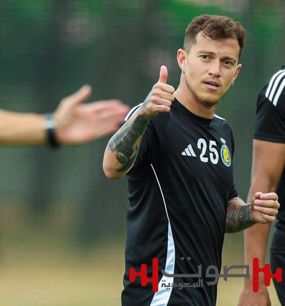 «شبح الإيقاف» يطارد 10 لاعبين في «الكلاسيكو»