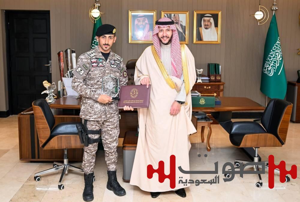 محافظ الطائف يهنئ الشمري