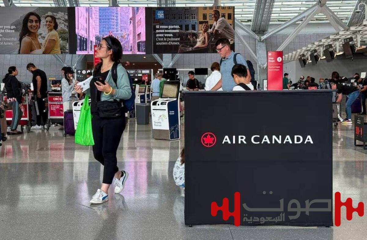 «إير كندا» في أزمة.. المضيفون يتحدون أمر الحكومة ويواصلون الإضراب