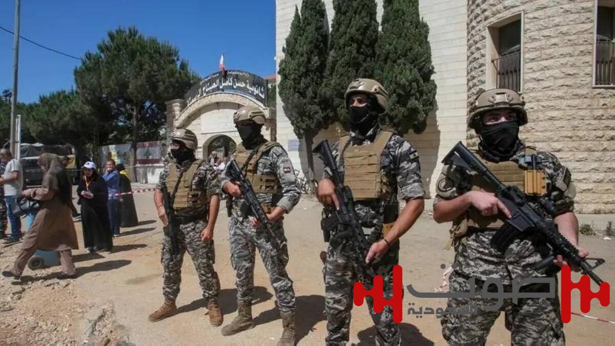 انتشار أمني في بيروت.. وزير الداخلية اللبناني: وزيرا حزب الله وأمل انسحبا من الجلسة الوزارية