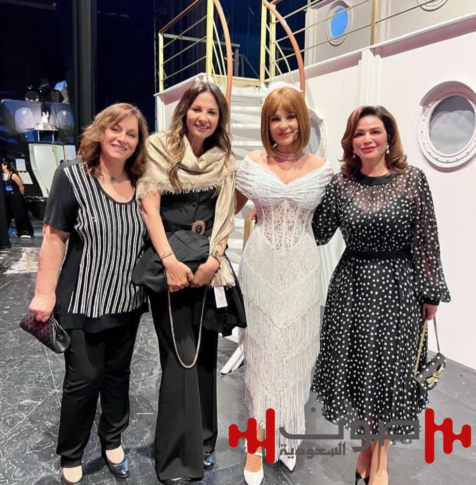 كارول سماحة تنفذ وصية زوجها وتفتتح مسرحيتها الجديدة «كله مسموح»