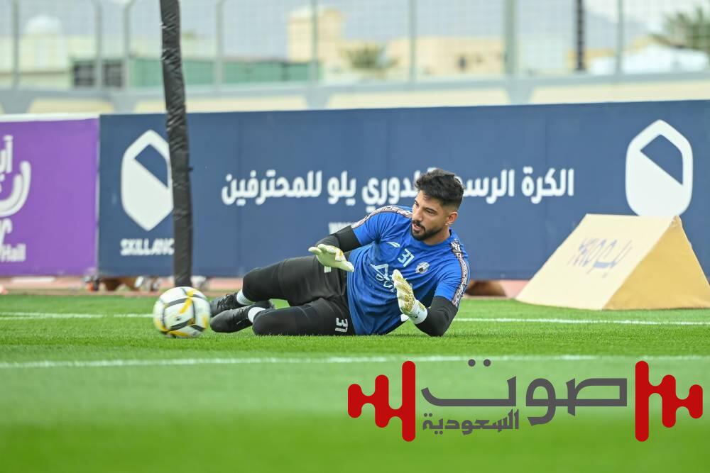 الانضباط تتوعد «هنريكي» بعد اعتدائه على حكم