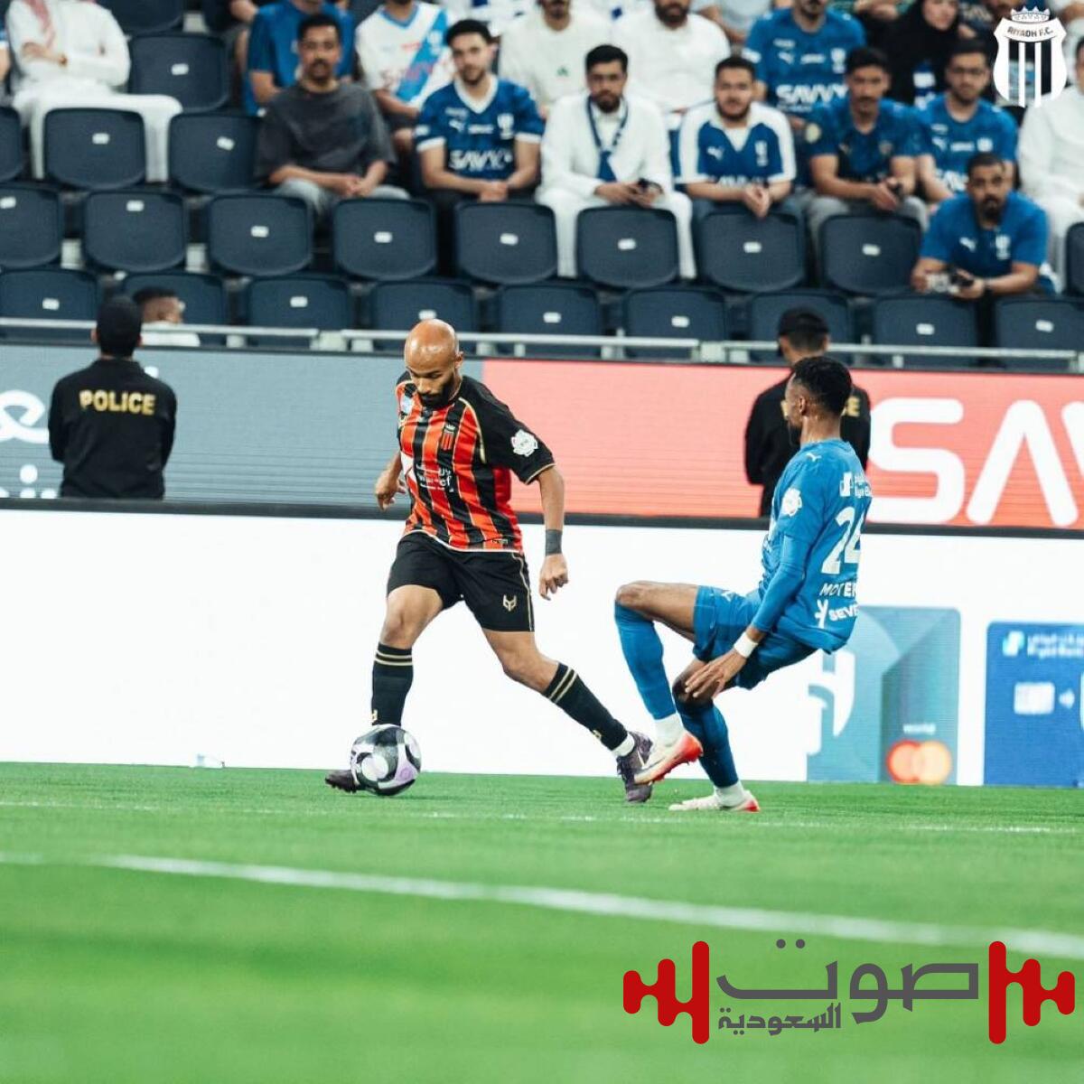 فيصل الجاري: الهلال تفوّق بجودة نجومه والرياض يفتقد للانسجام