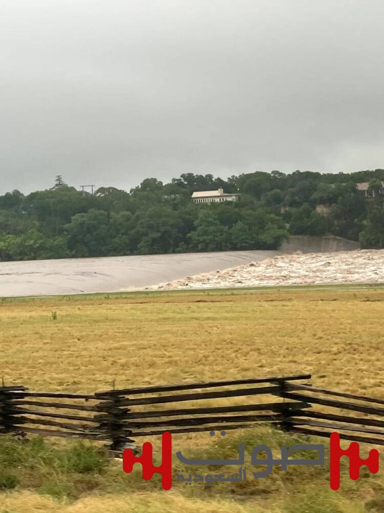 فيضانات مميتة تجتاح تكساس.. نهر غوادالوبي يهدد حياة الآلاف